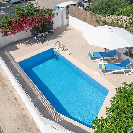 Violeta For 8 With Swimming Pool And Views Villa