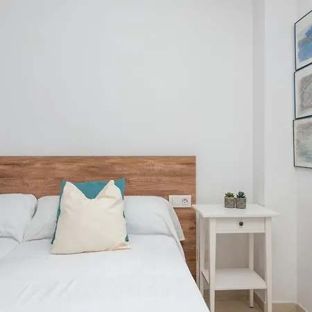 Violeta For 8 With Swimming Pool And Views *